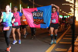 BIB: 77226, 0995, 43610
                            <button type="button" onclick="openModal(20922398)" class="btn btn-primary btn-sm float-right btn-popup" data-toggle="modal" data-target=".modal-high-quality">
                        <i class="fas fa-shopping-cart"></i> Add to Cart
                    </button>
                                            <button type="button" onclick="isThisMe(20922398, true)" class="btn btn-success btn-sm float-right btn-popup btn-isme hidden" data-toggle="tooltip" data-placement="bottom" title="นี่คือรูปของคุณใช่ไหม คลิกที่นี่เพื่อเอาเข้าอัลบั้ม">
                        <i class="fas fa-plus"></i> Add to album
                    </button>
                    <button type="button" onclick="isThisMe(20922398, false)" class="btn btn-warning btn-sm float-right btn-popup btn-isnotme hidden">
                        <i class="fas fa-ban"></i> Remove from album
                    </button>